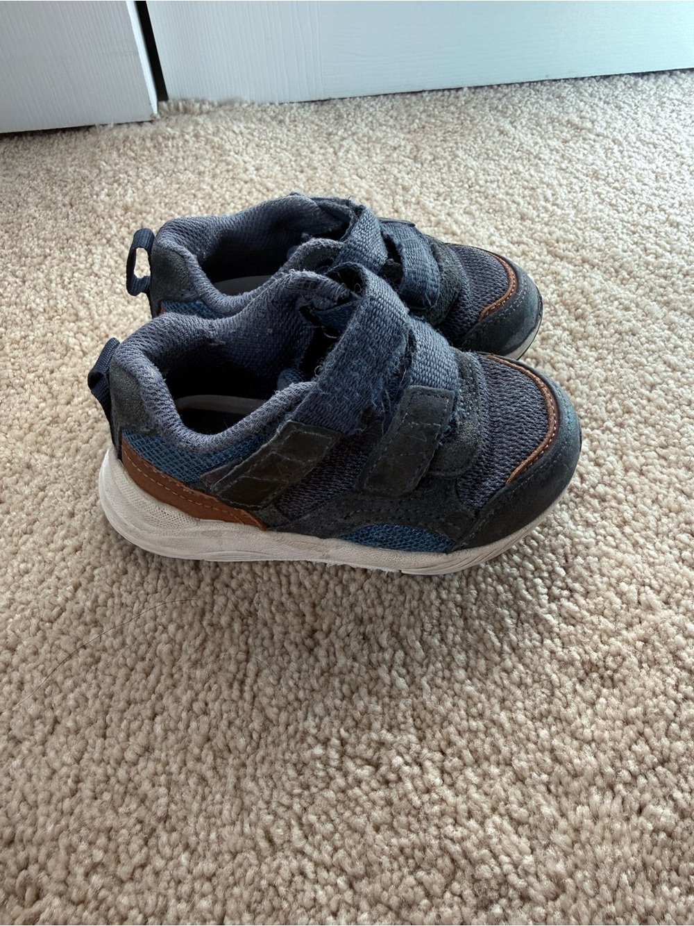 Stride Rite Navy and Brown Velcro Sneakers for Kids Toddler 6.5XW